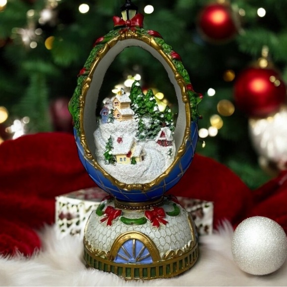 Christmas Music Box Egg Ornamental- Plays “We Wish You A Merry X-mas” Home Trees - Picture 1 of 13